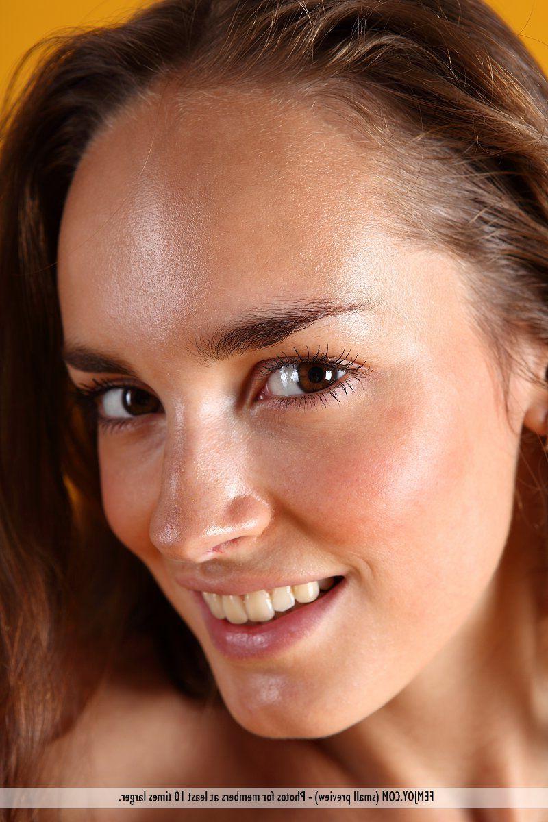 16P Pictures of a hot busty brunette girl naked and bent over for you