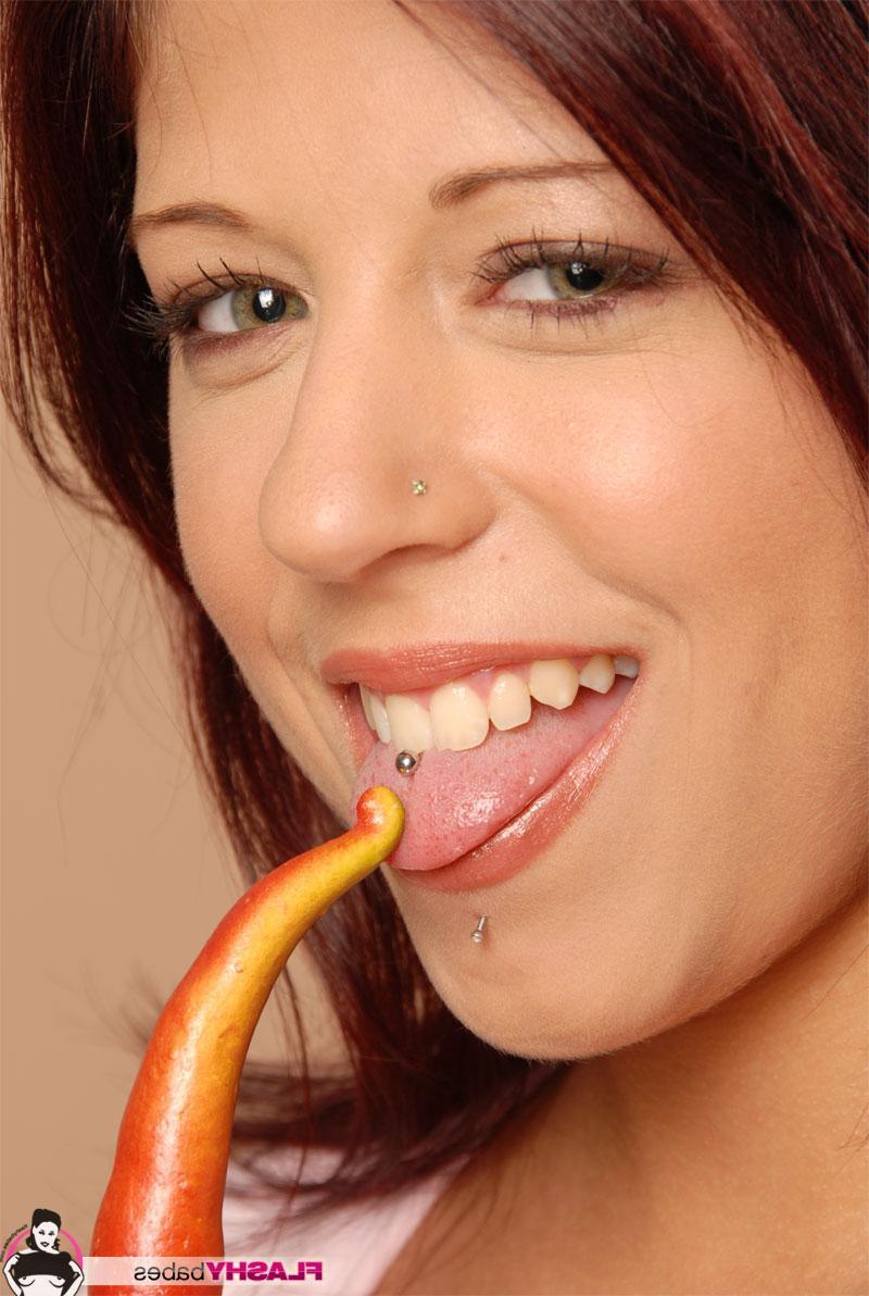 20P Pictures of a topless teen teasing with a pepper