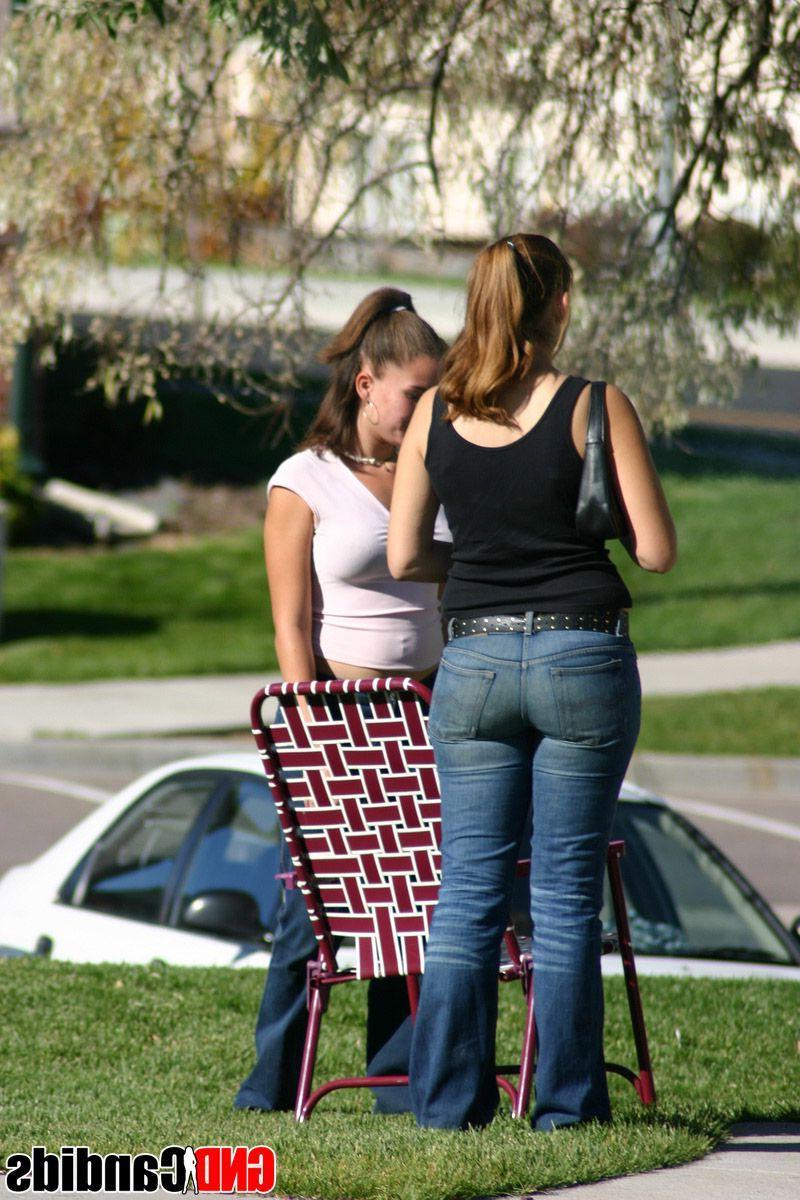 12P Pictures of sexy teen candids in public