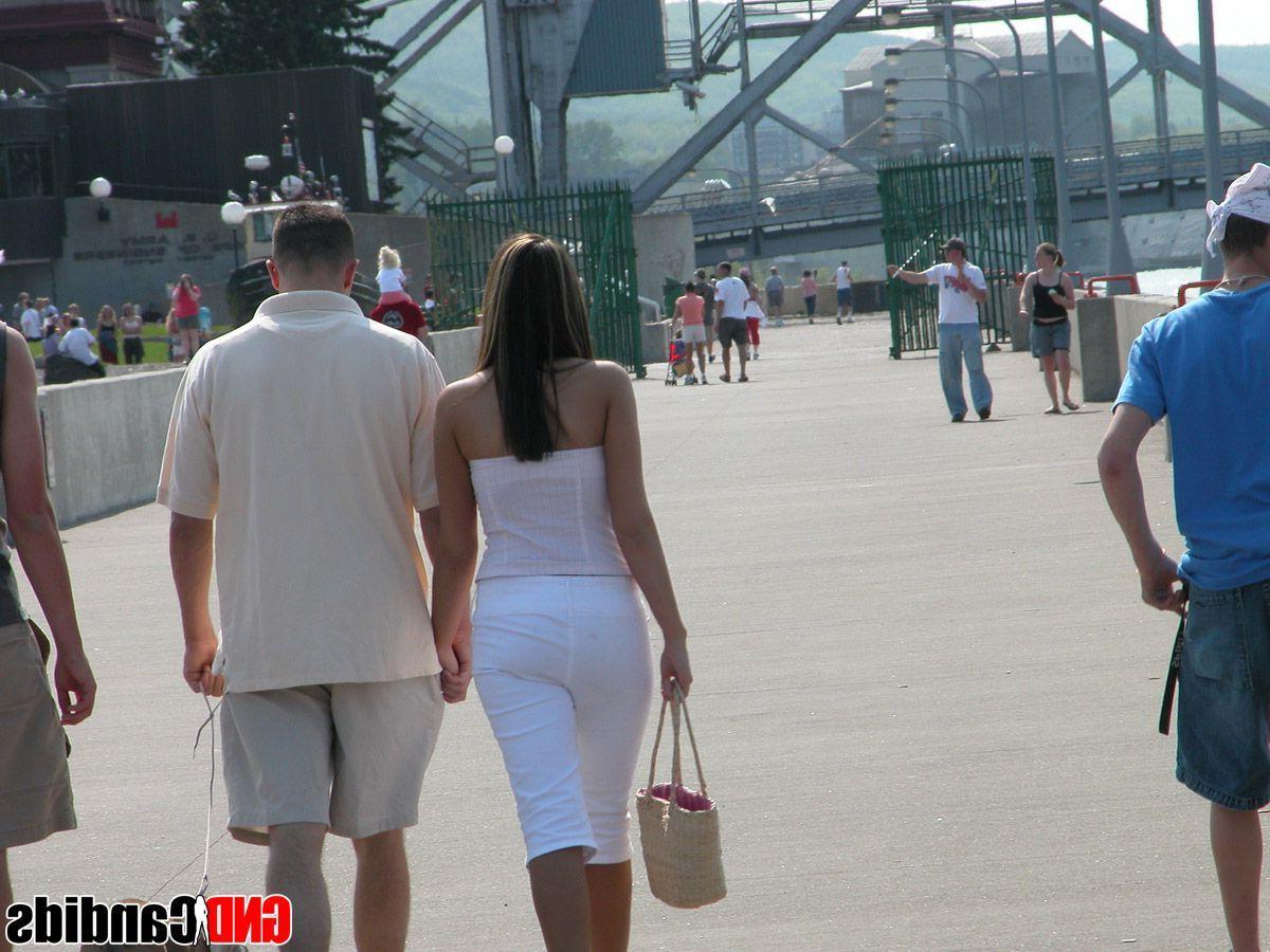 12P Candid pics of hot teen girls in public