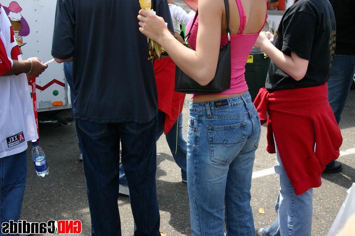 12P Pictures of hot teen candids in public