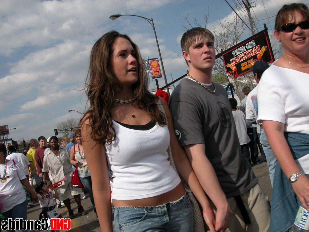 12P Candid pictures of hot teen girls in public