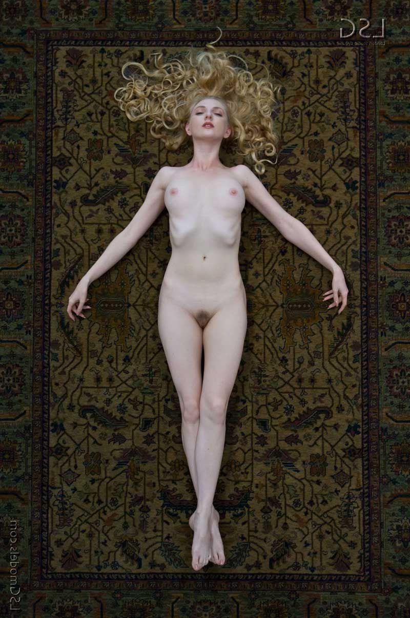16P Pictures of a gorgeous nude teen on a persian rug