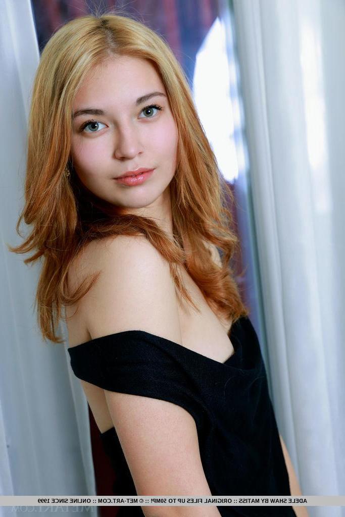 18P Blonde teen Adele Shaw gives you her amazing body in "Weuva"