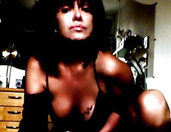 4P Bitch Mature in Cam