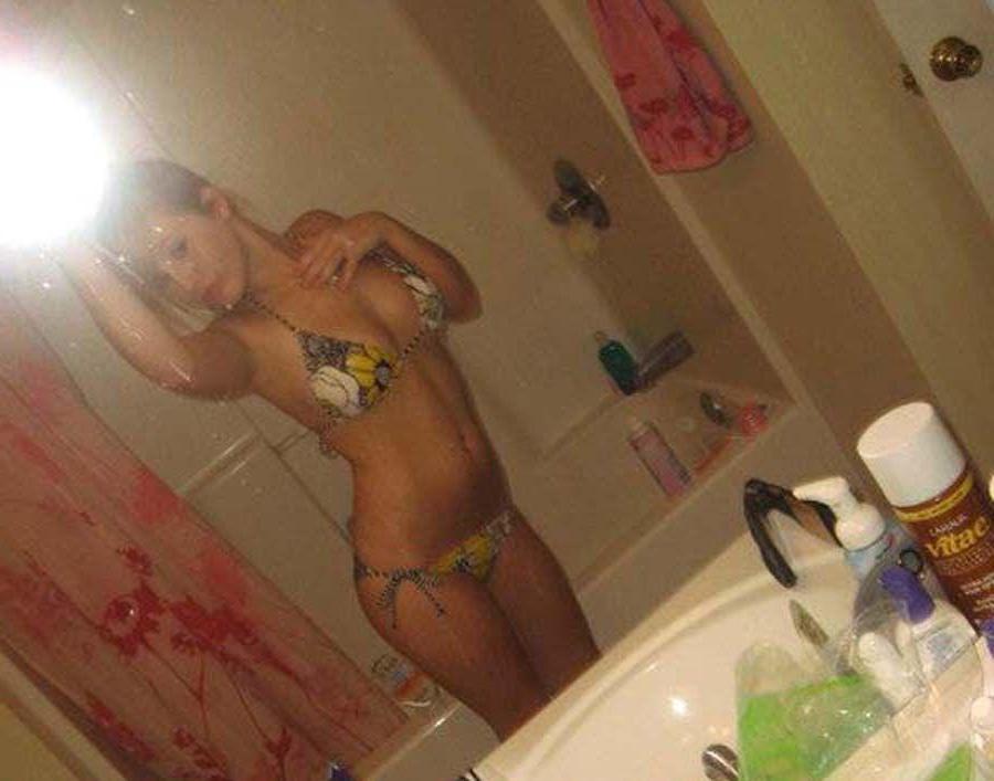 16P Pictures of hot teen girlfriends taking pics of themselves