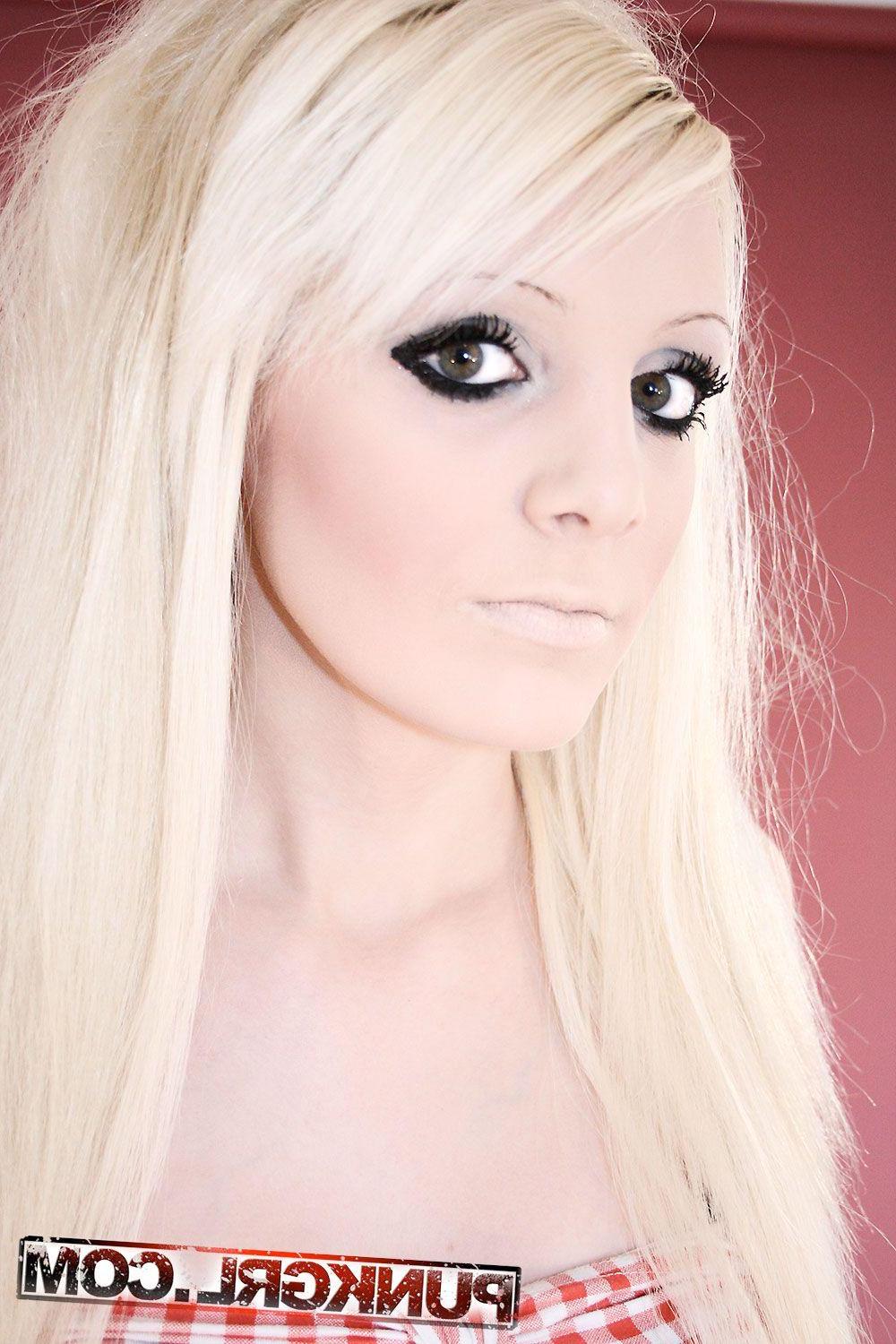 20P Pictures of punk girl Melizza teasing with her fuckability
