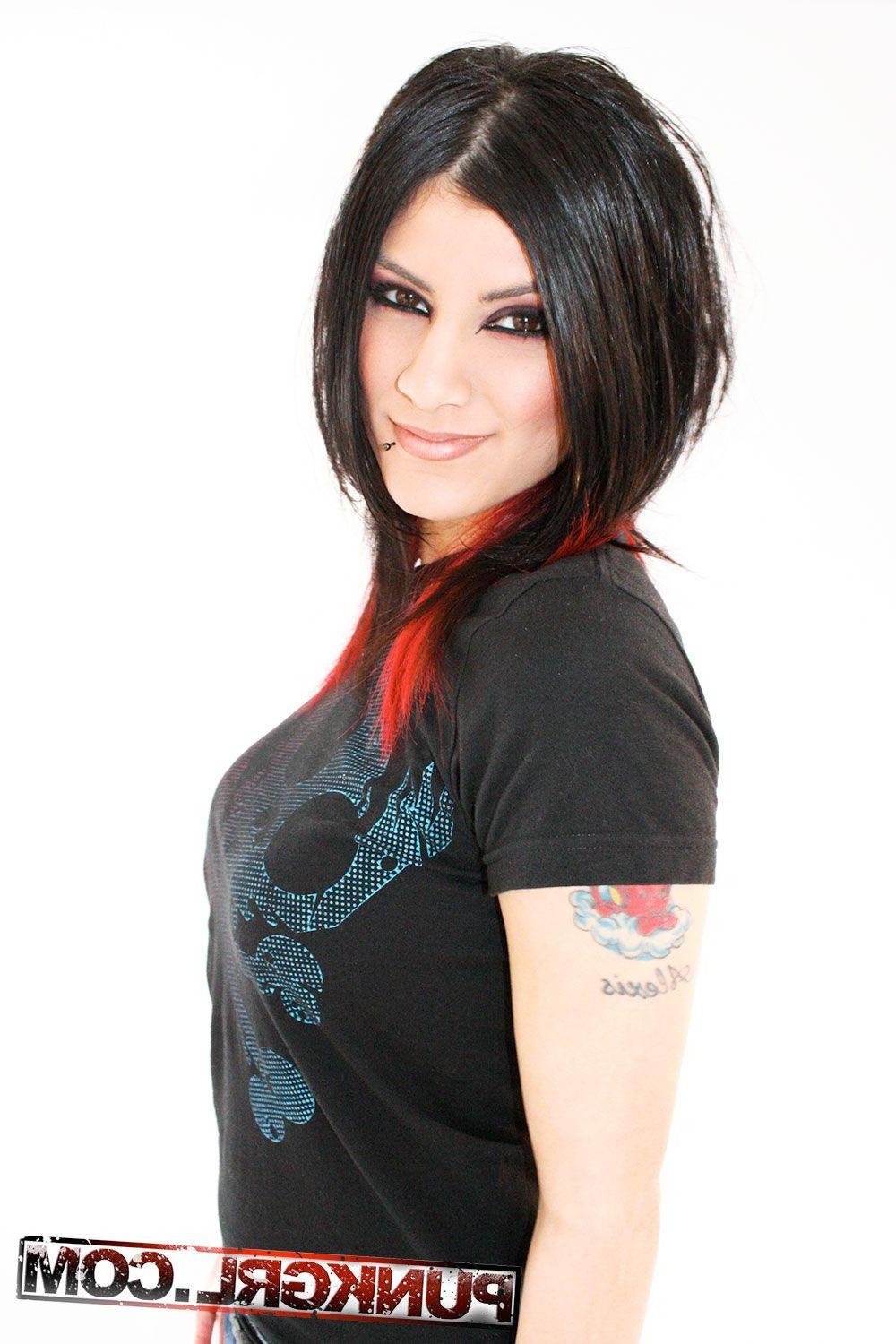 15P Pictures of punk girl Leena being a cock-tease