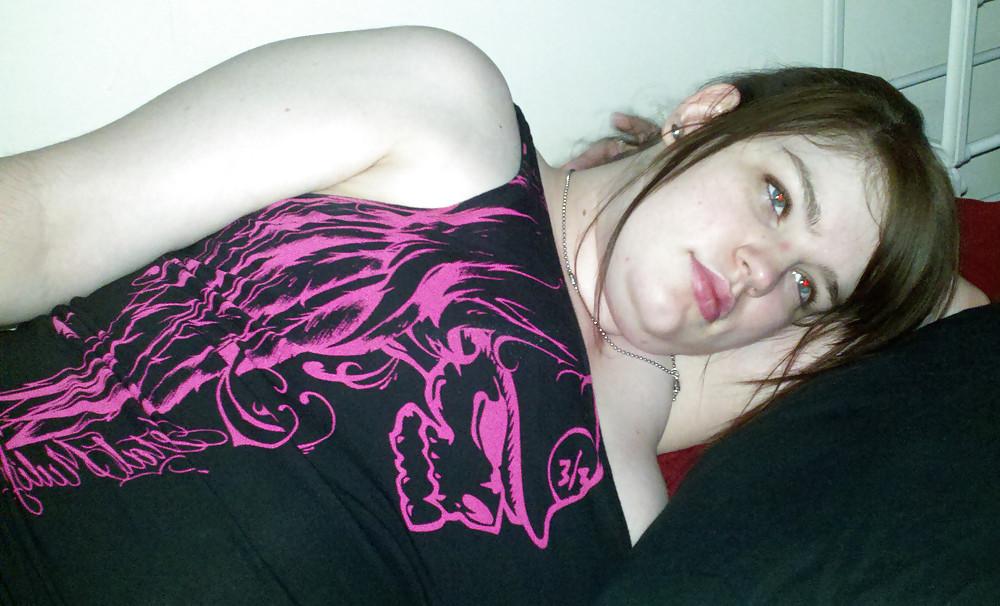 25P Young BBC Lovers From SmutDates.com