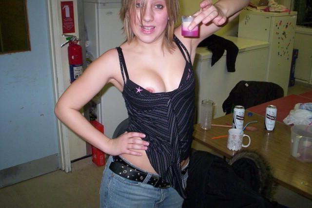 15P Pictures of incredible teen girlfriends going slutty