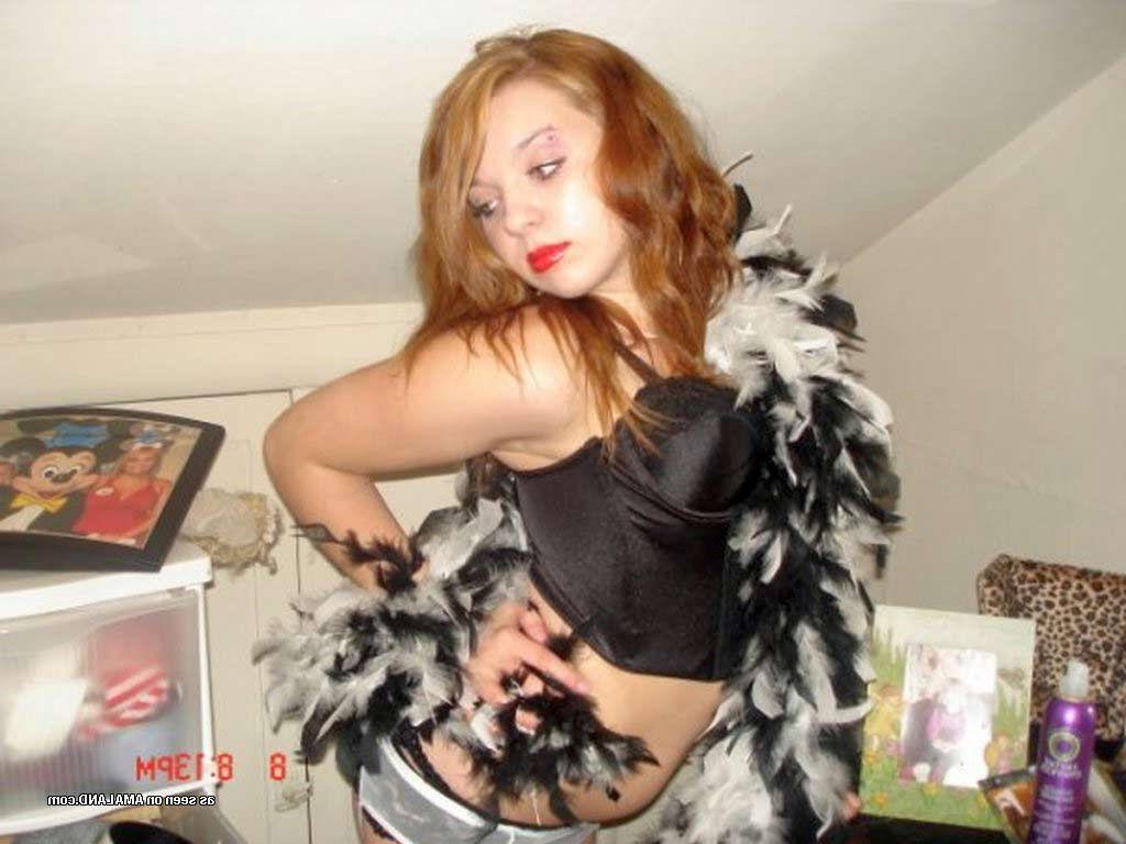 15P Pictures of hot girlfriends getting kinky on camera