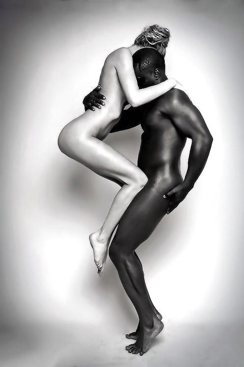 25P Artistic Interracial