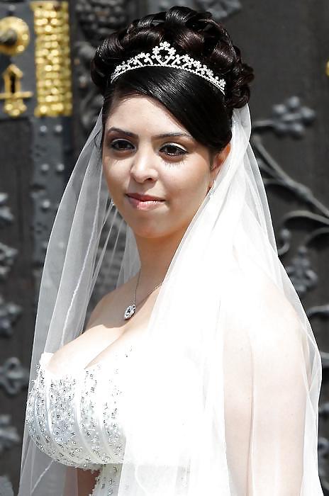 9P Busty bride.