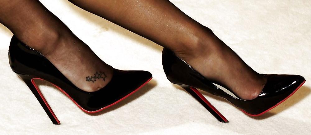 25P Sexy feet and shoes