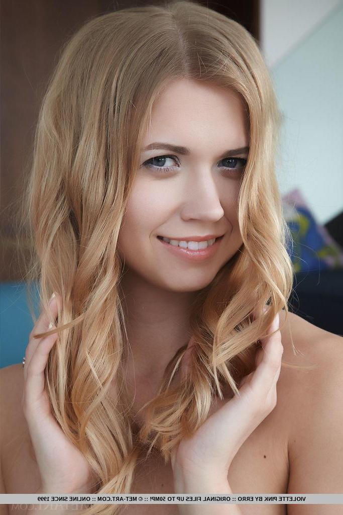 18P Hot teen Violette Pink gives you her tight pussy