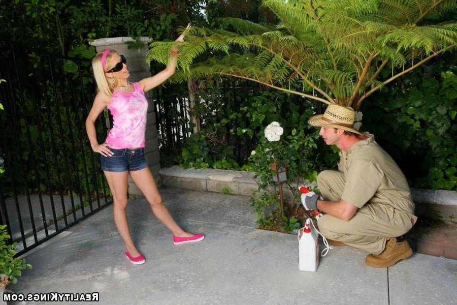 19P Pictures of cute teen Nicky getting her tight pussy slammed