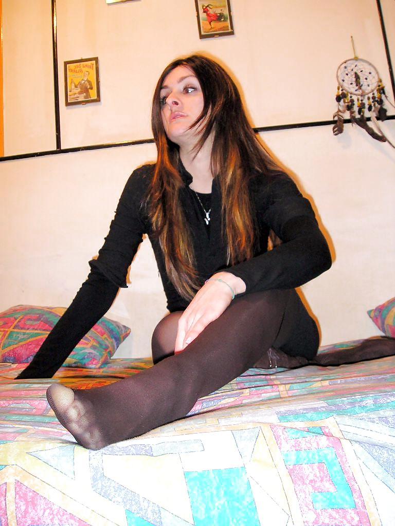 25P Black nylon feet