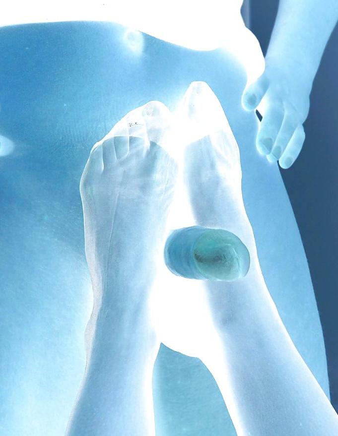 12P Mom feet