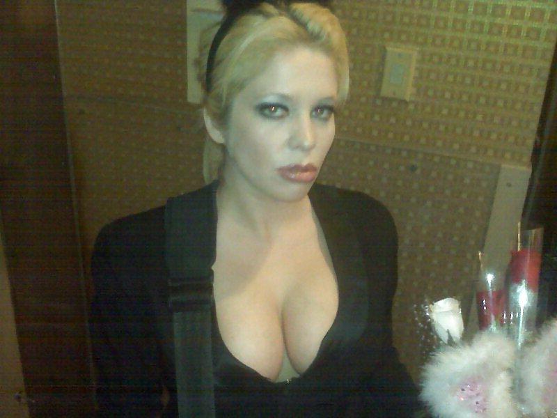 11P Dick Sucking Lips BITCH