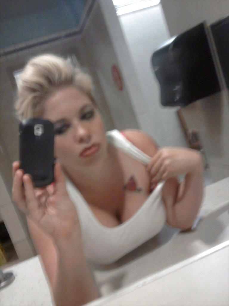 11P Dick Sucking Lips BITCH
