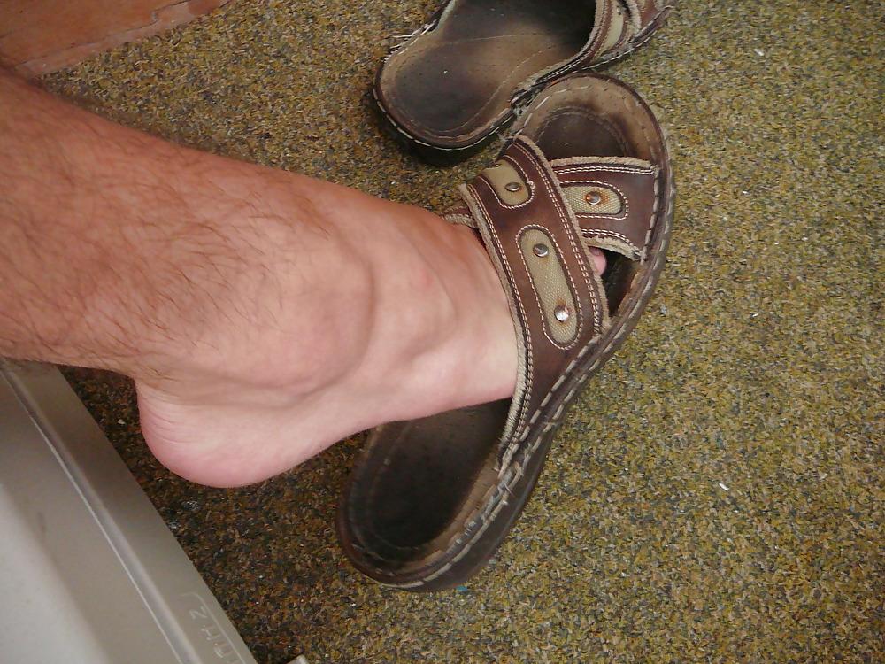 4P Shemale feet