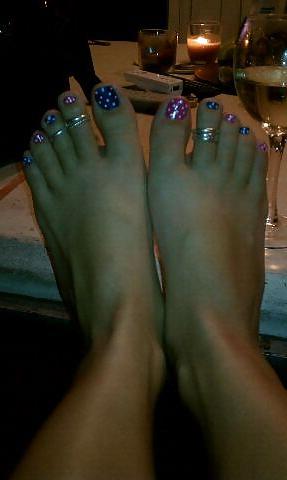 25P Amateur Feet