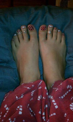 25P Amateur Feet