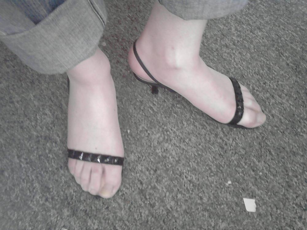 11P Feet, Stockings
