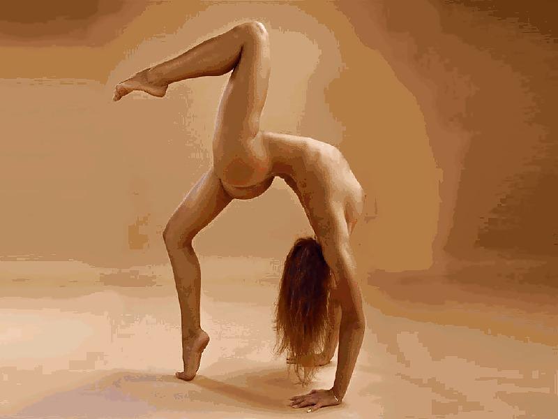 25P Yoga - erotic art pictures