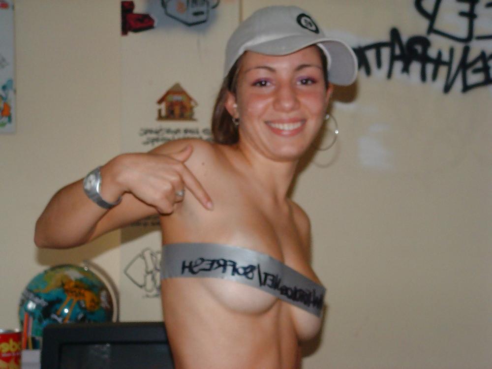 17P Hip Hop Bitch