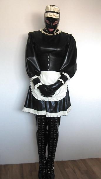6P Kinky rubber maid.