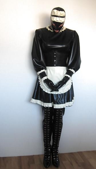 6P Kinky rubber maid.