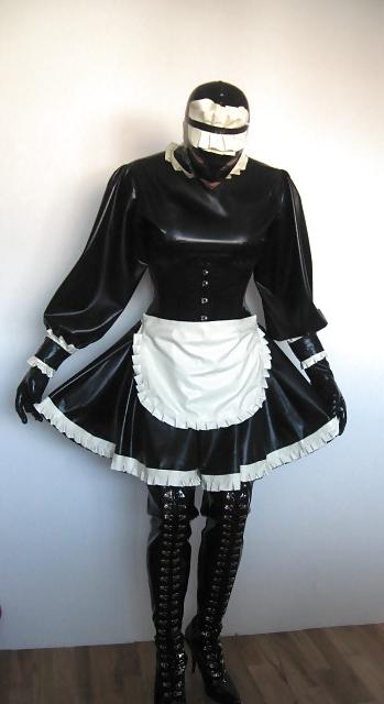 6P Kinky rubber maid.