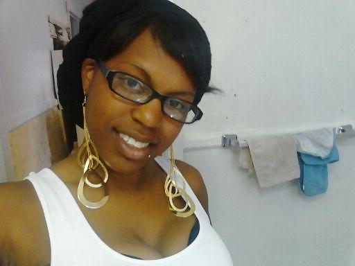 25P LOVE WOMEN WITH GLASSES