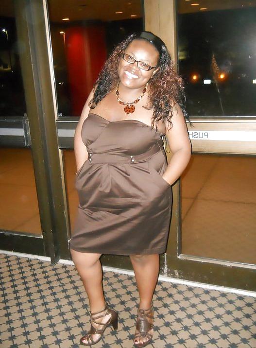 25P LOVE WOMEN WITH GLASSES