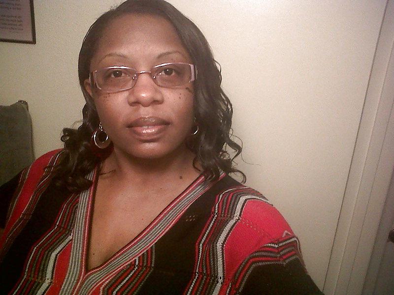 25P LOVE WOMEN WITH GLASSES