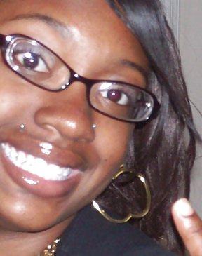 25P LOVE WOMEN WITH GLASSES