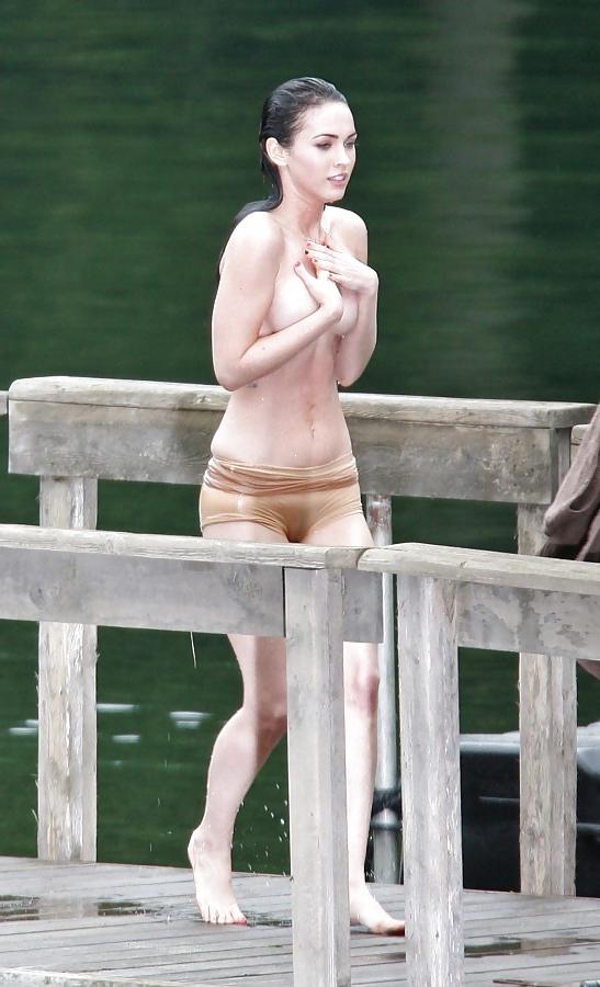 25P Beautiful Actress Young Petite Cute Megan Fox Topless new