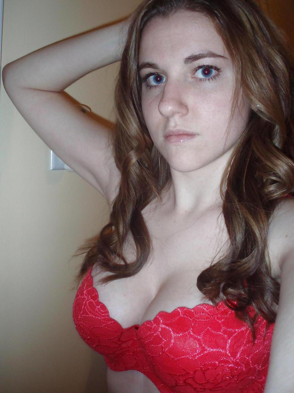 25P KINKY GIRLFRIEND II