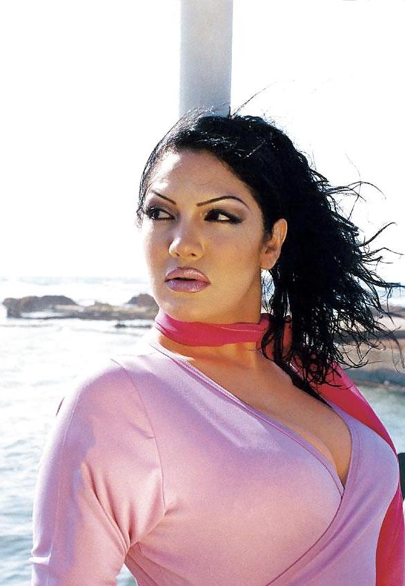 22P Aline Skaf Gaddafi (Lebanese Model)