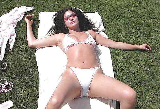 22P Aline Skaf Gaddafi (Lebanese Model)