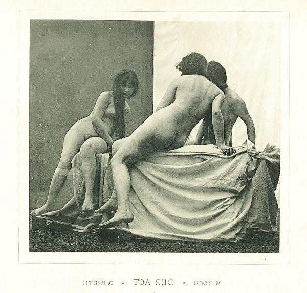 13P Vintage female nudes.
