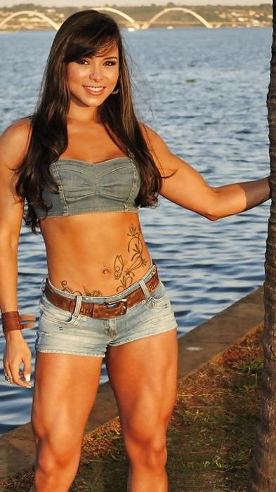 25P Muscular Female 