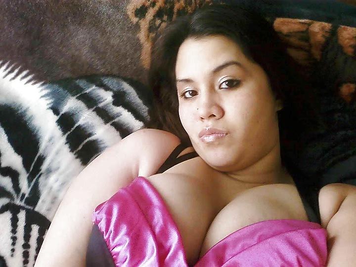 12P The Goddess With Beautiful Curves