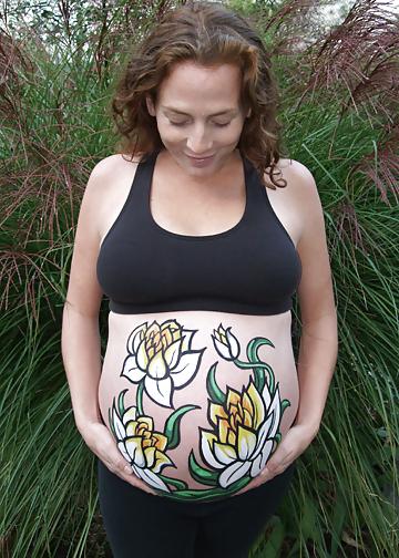 21P Body Art Pregnant