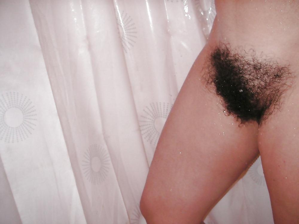 25P Chunky tits and hairy pussy