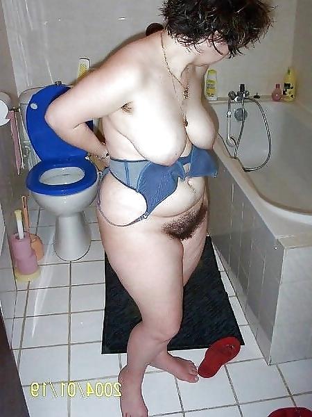 25P Chunky tits and hairy pussy