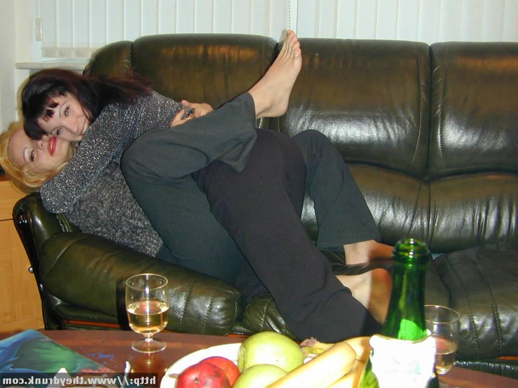 16P Young girls get drunk and play naughty lesbian games
