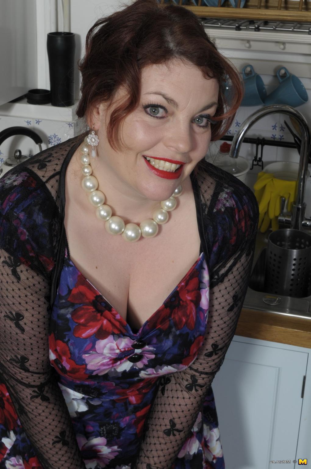 16P Chubby British housewife playing in her kitchen