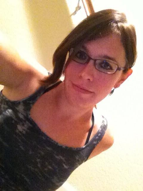 11P TS trap with glasses and cute smile Jennifer Noble selfshot pics